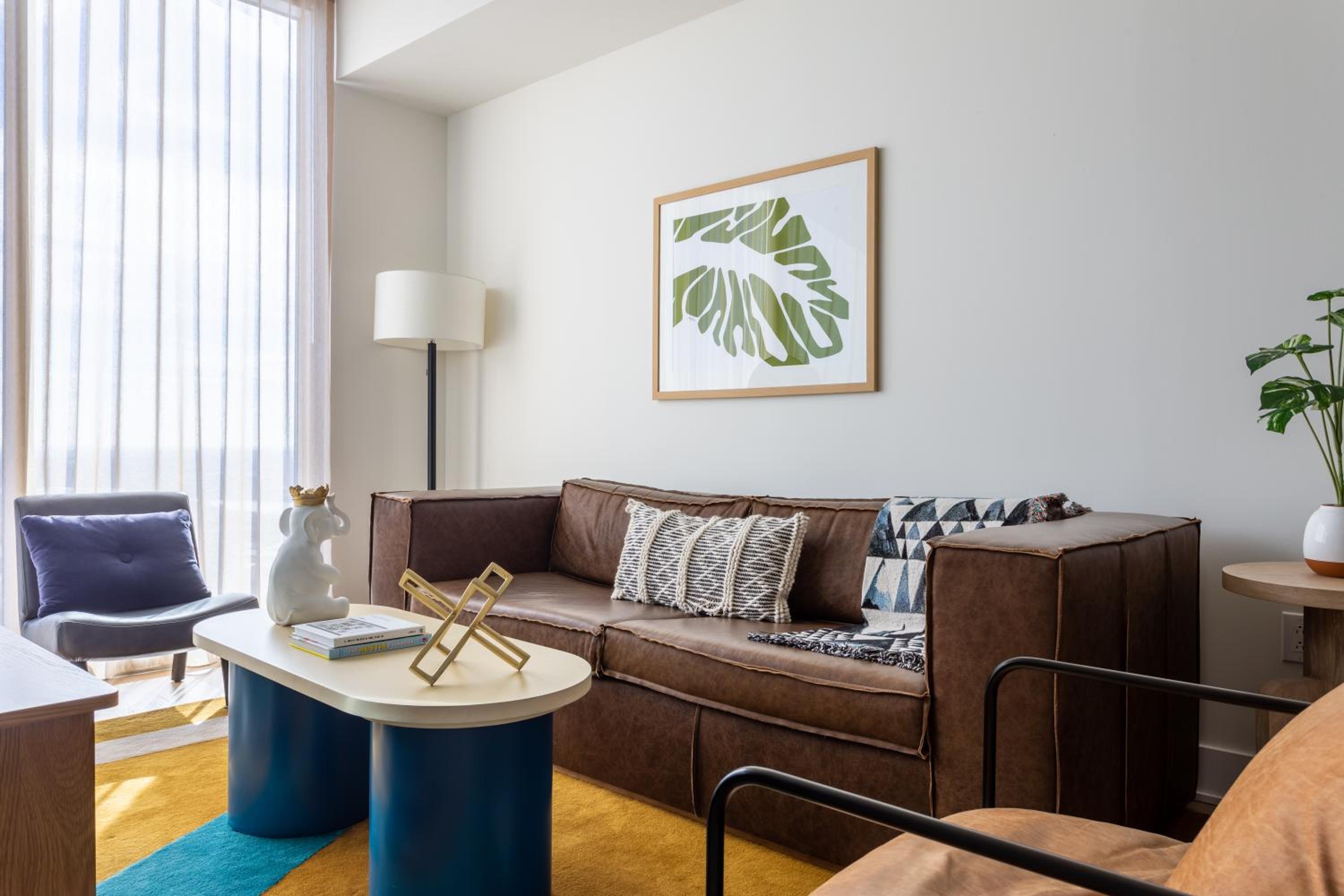 The Natiivo by AvantStay Modern High-Rise with Rooftop Pool & Skyline Views