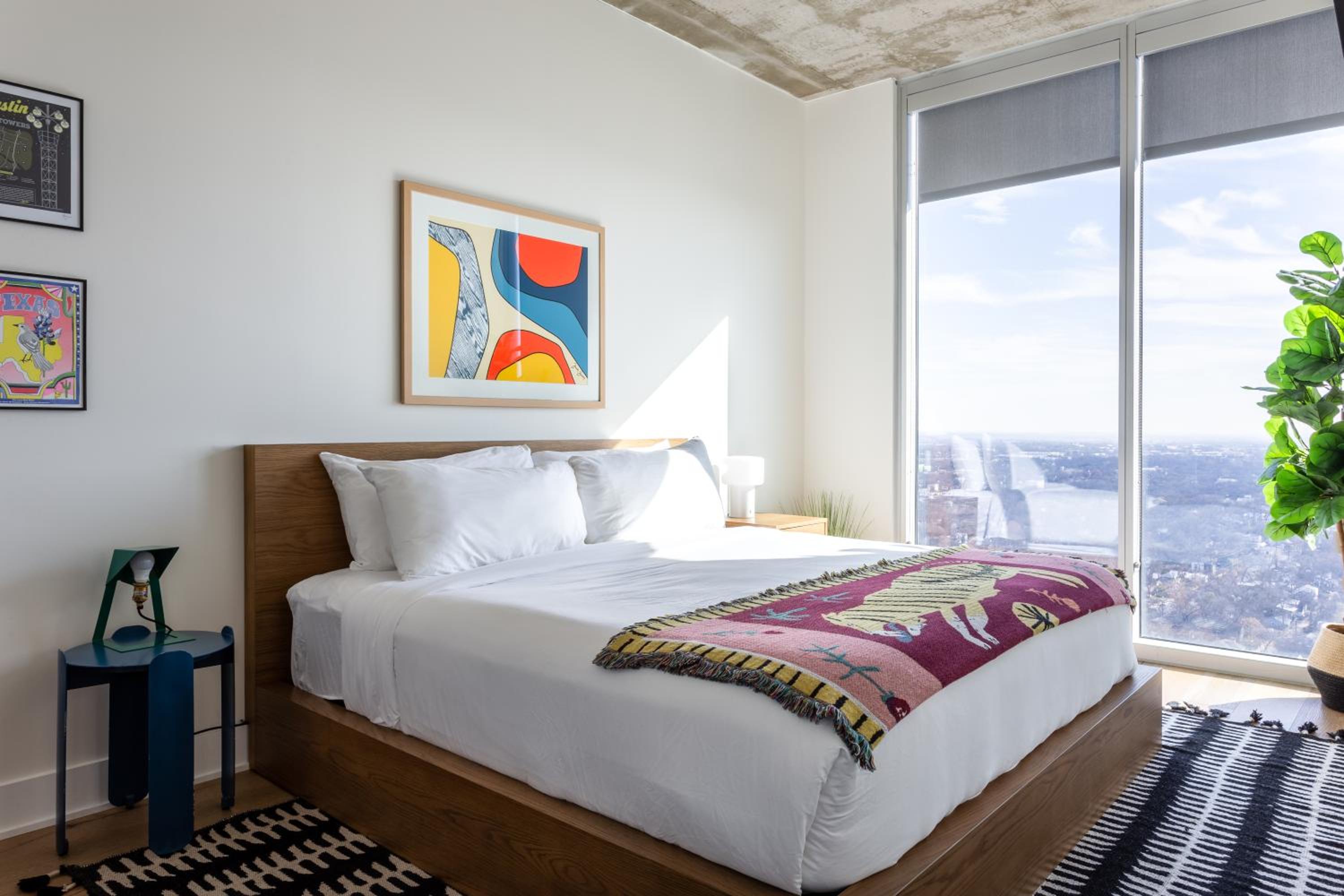 The Natiivo by AvantStay Modern High-Rise with Rooftop Pool & Skyline Views