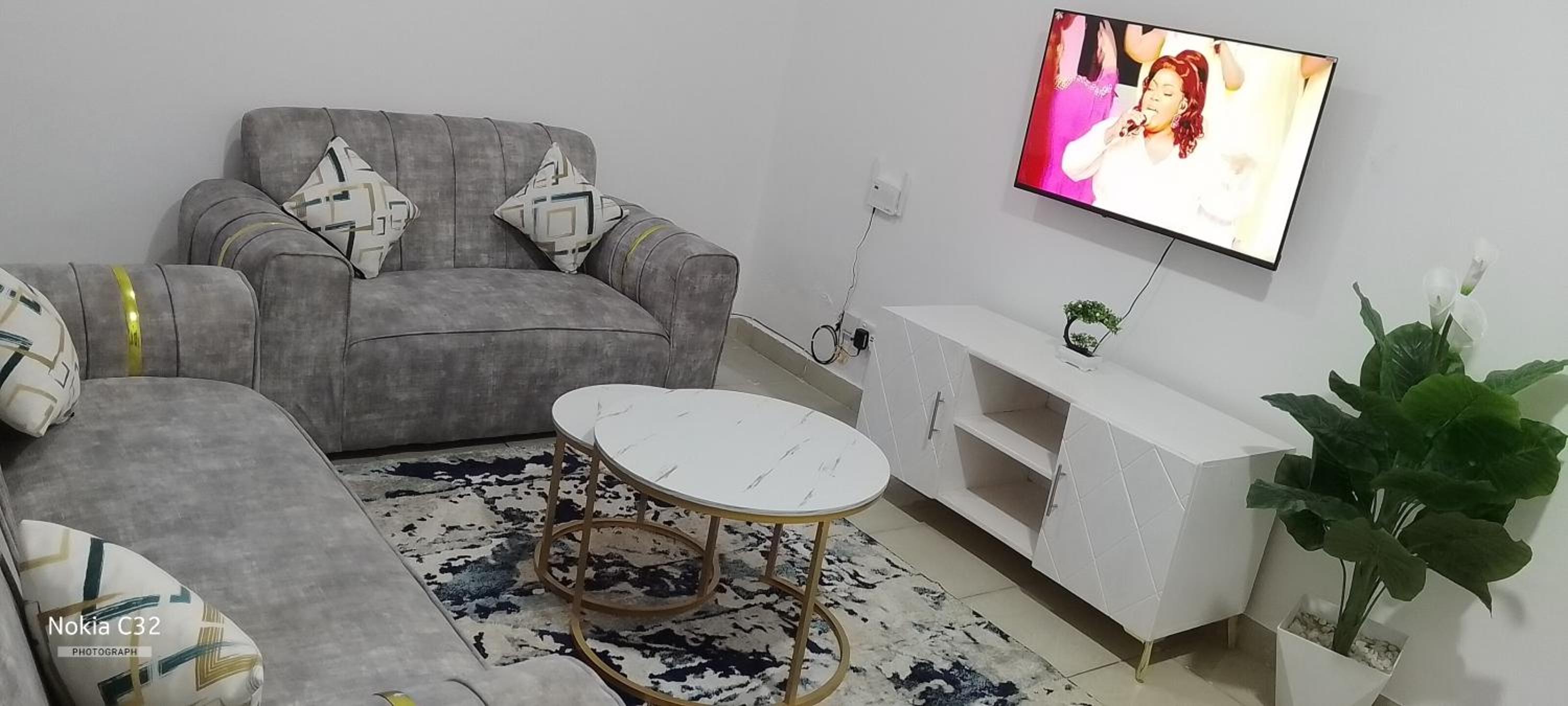 Well-Furnished 2BR Apartment in Bamburi, Vescon 1 Estate view 2