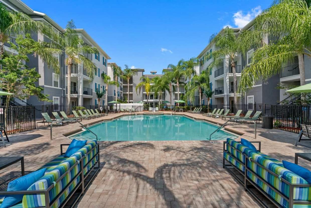 Tampa Bay Area Vacations - Modern Stay 1 Mile to USF Pool Gym - Property Image 1