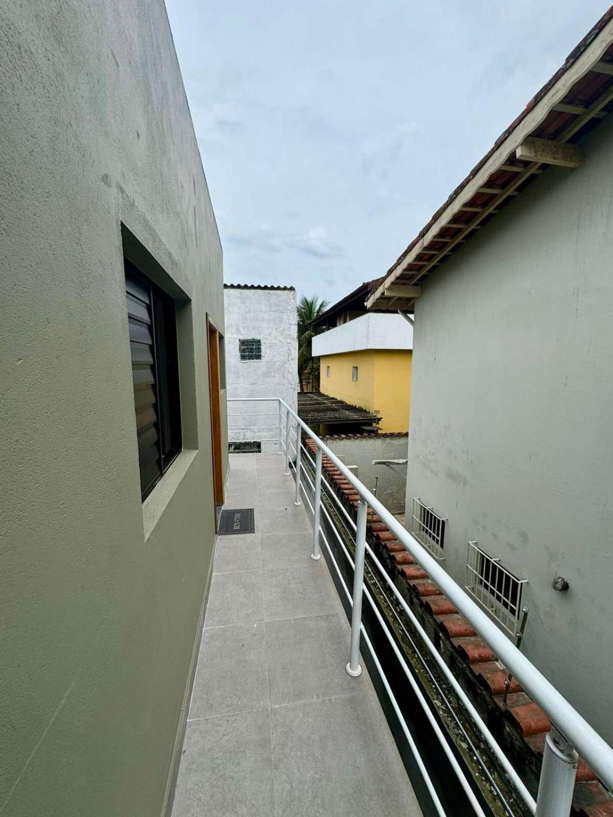 Apto com piscina perto da praia!