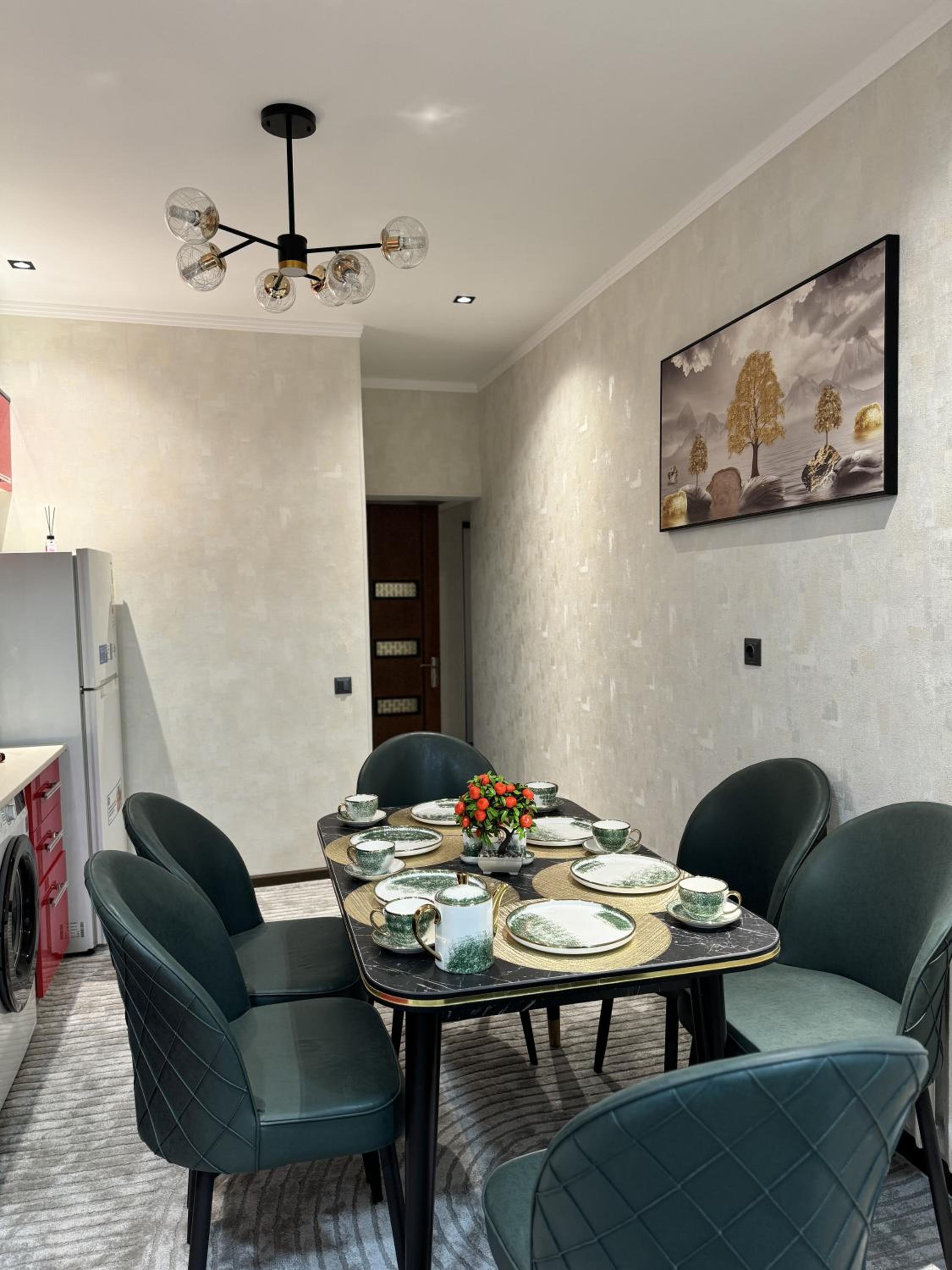 Grand Mir Hotel Nearby Luxury Apartment view 5