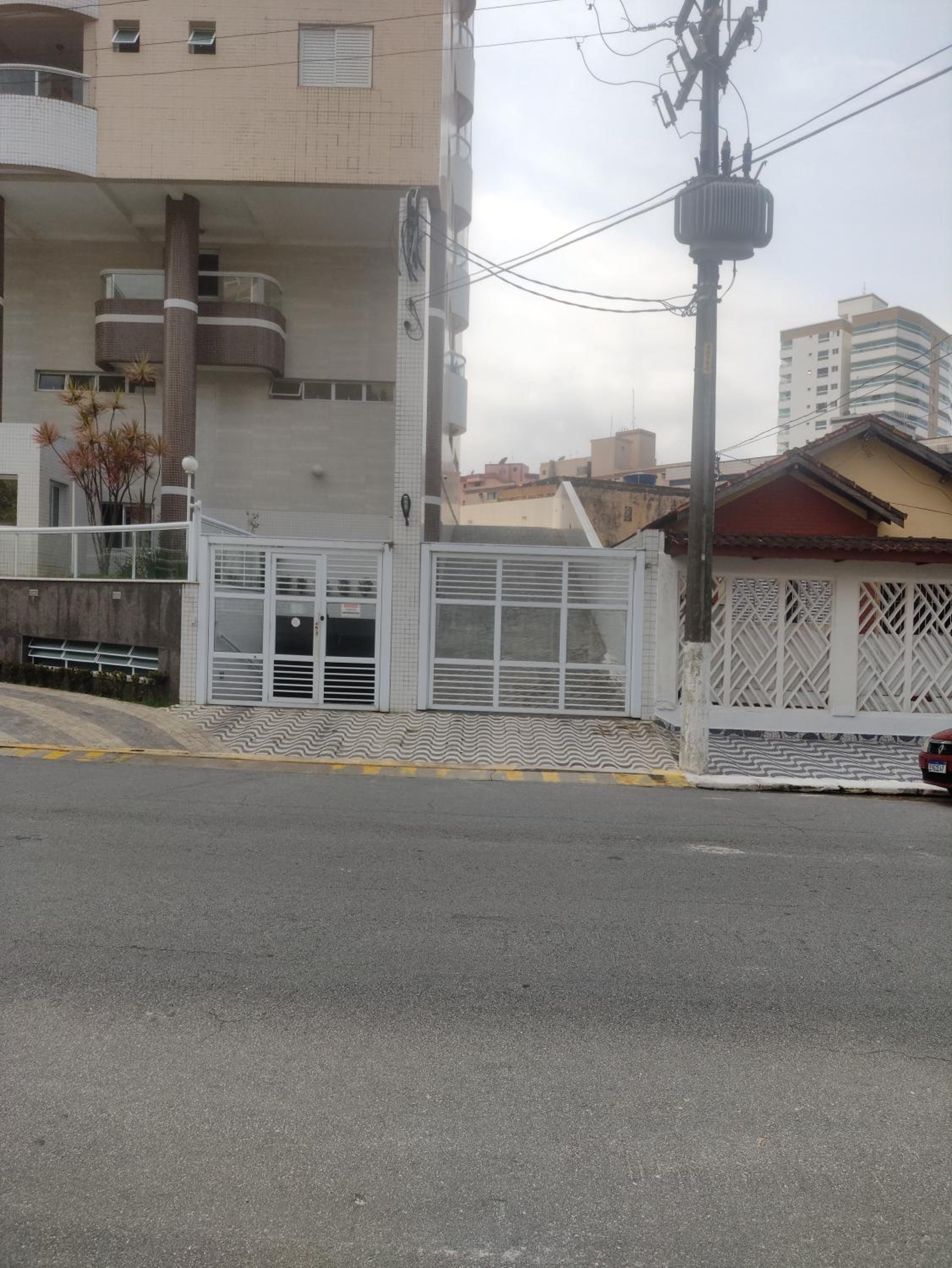 Apto 1 Dorm na Praia Grande Vila Caiçara