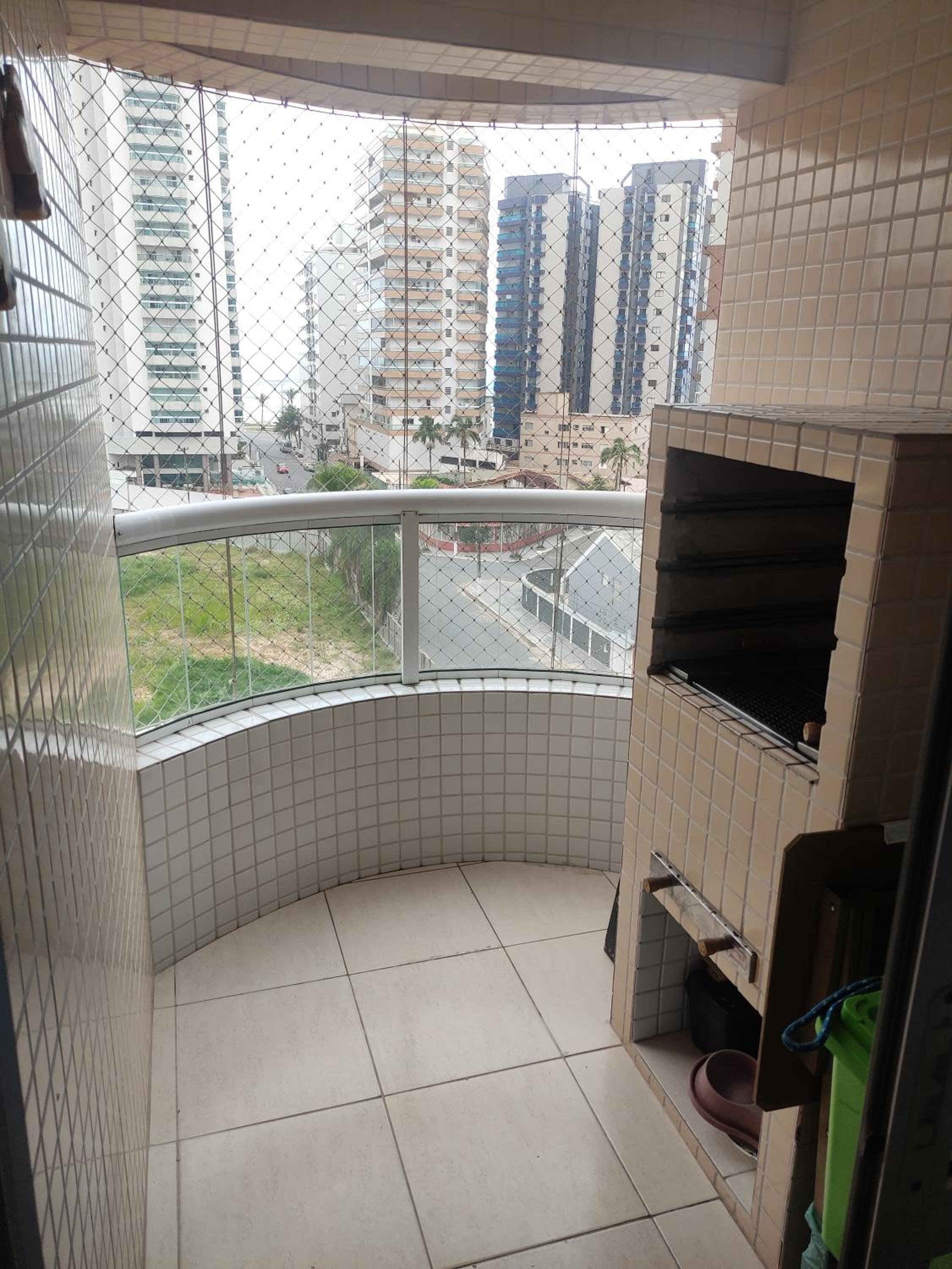 Apto 1 Dorm na Praia Grande Vila Caiçara