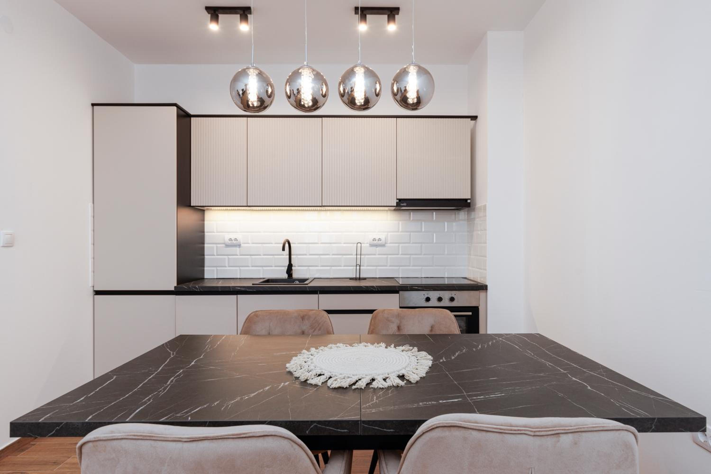 INDJIJA CENTAR Lux Apartment view 3