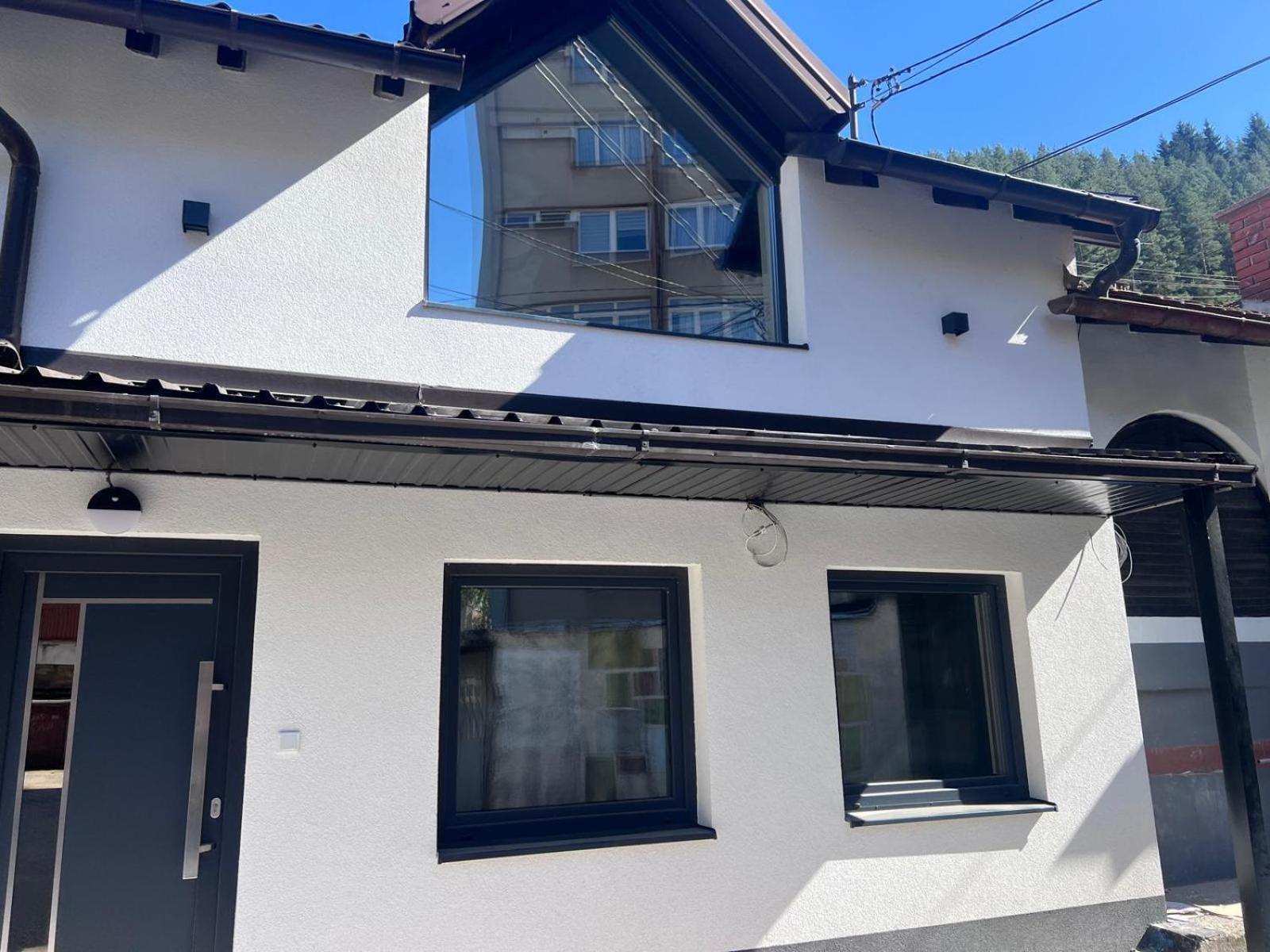 Apartman Dom