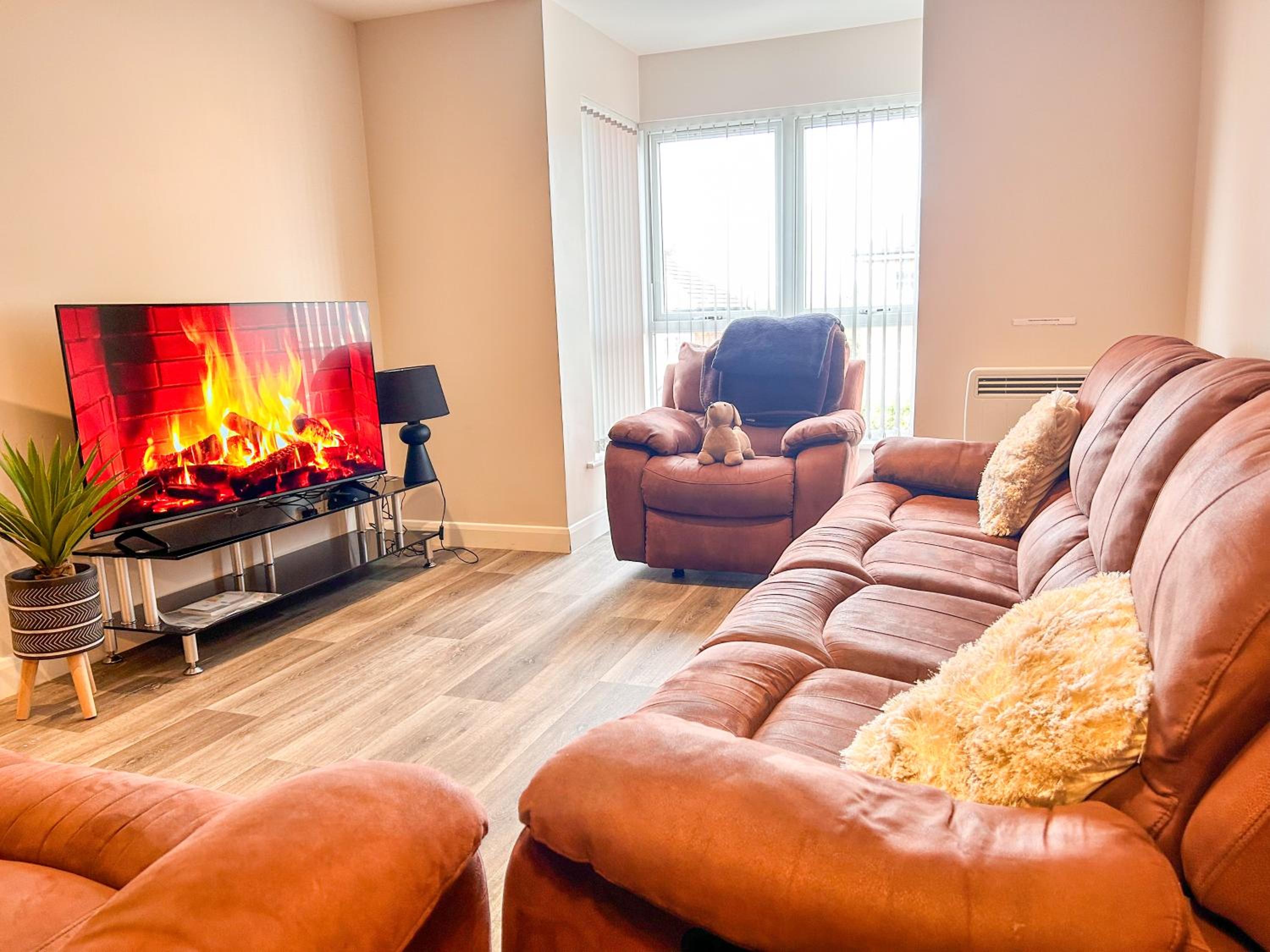 7 SERVICED APARTMENTS at ST JOSEPHS COURT, CLEETHORPES by VISIT CLEETHORPES view 3