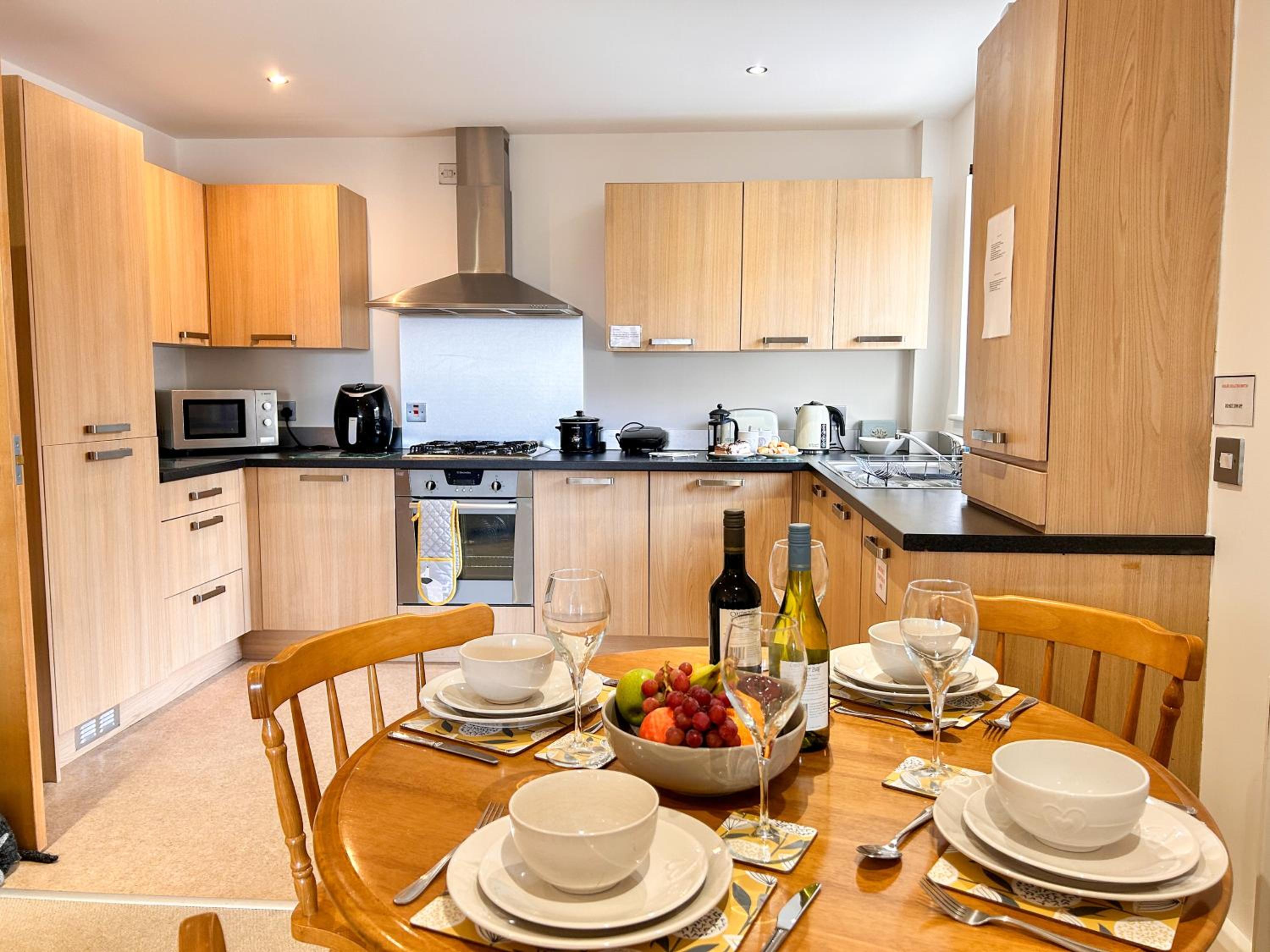 7 SERVICED APARTMENTS at ST JOSEPHS COURT, CLEETHORPES by VISIT CLEETHORPES view 2