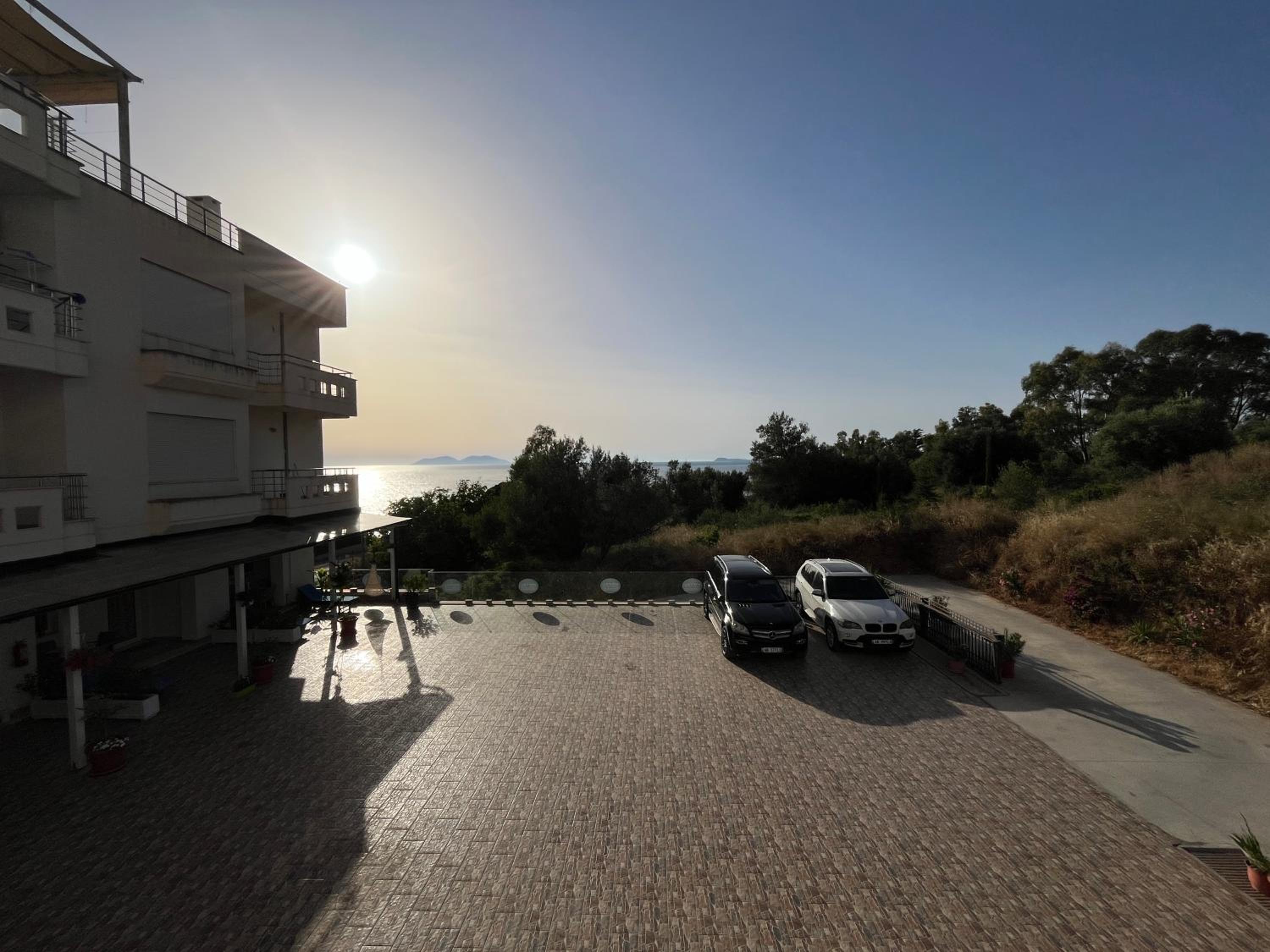 Delia Luxury Apartments