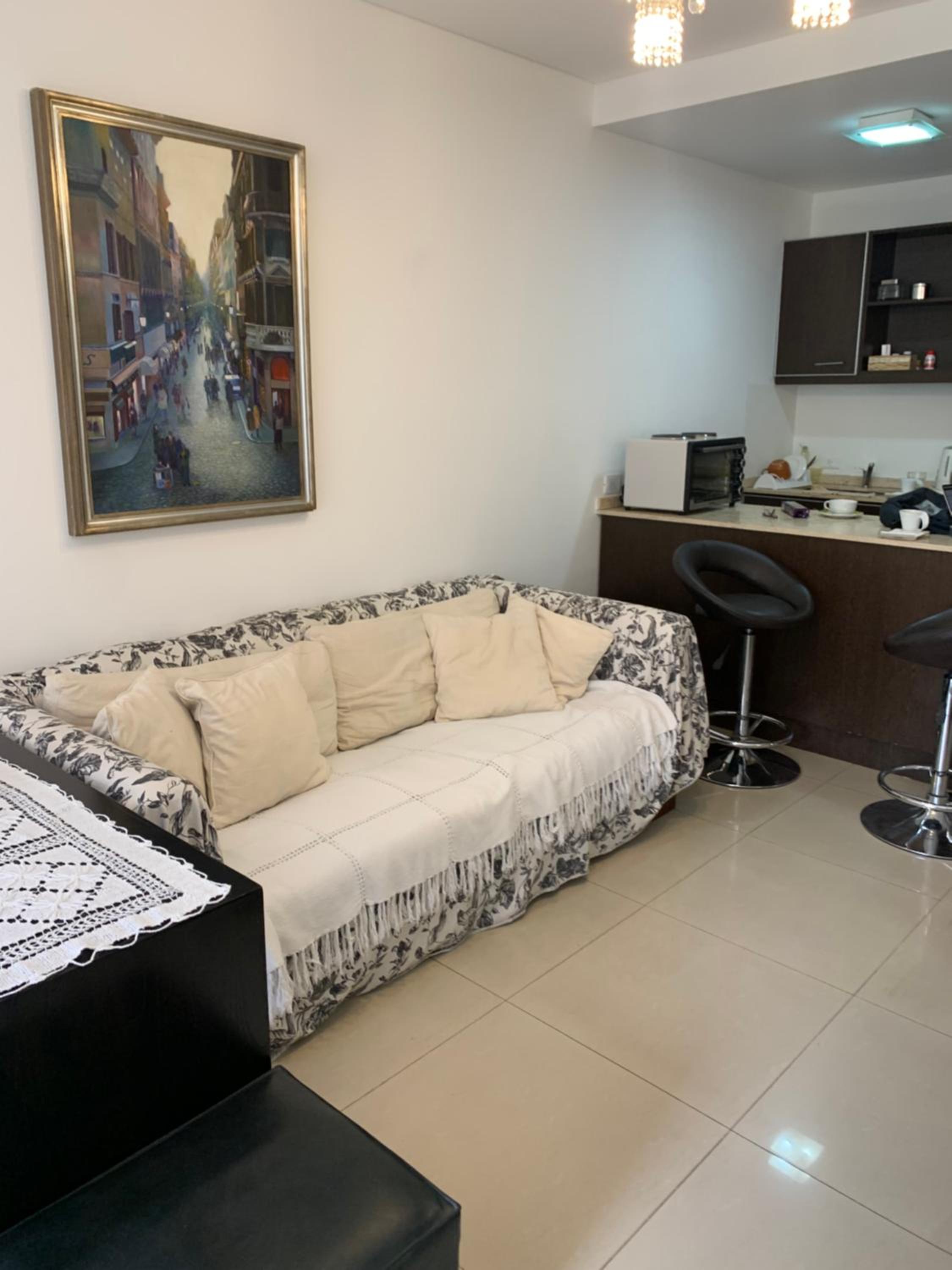 Monumental & Fleni Luxury Flat Whit Pool and Gardens
