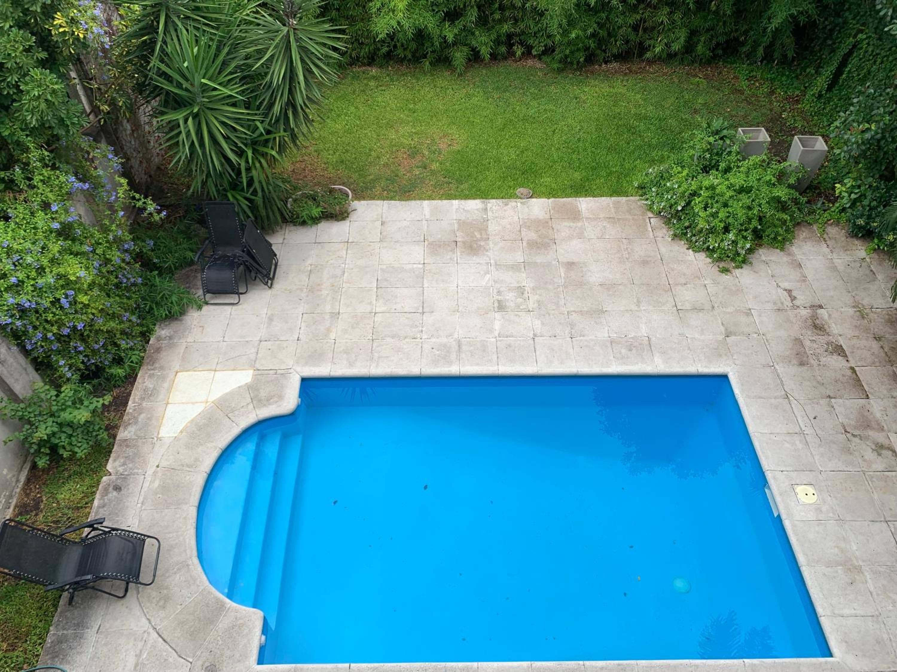 Monumental & Fleni Luxury Flat Whit Pool and Gardens