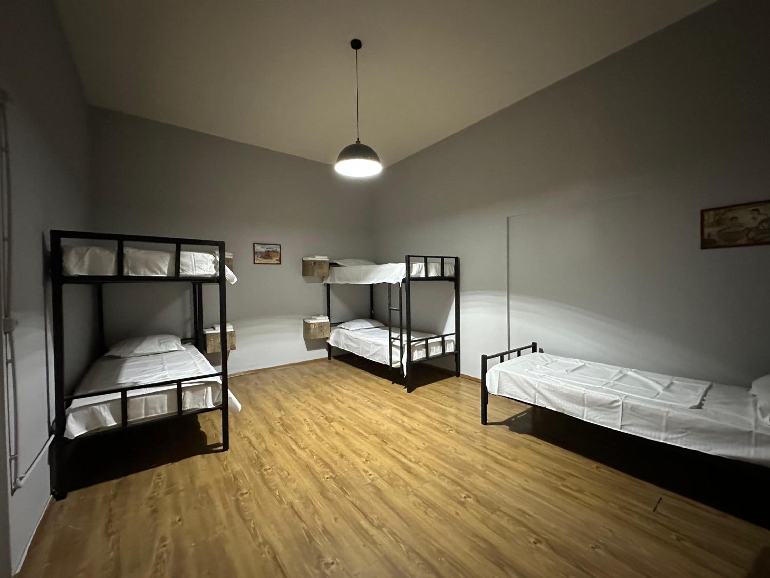 Pasteur Hostel