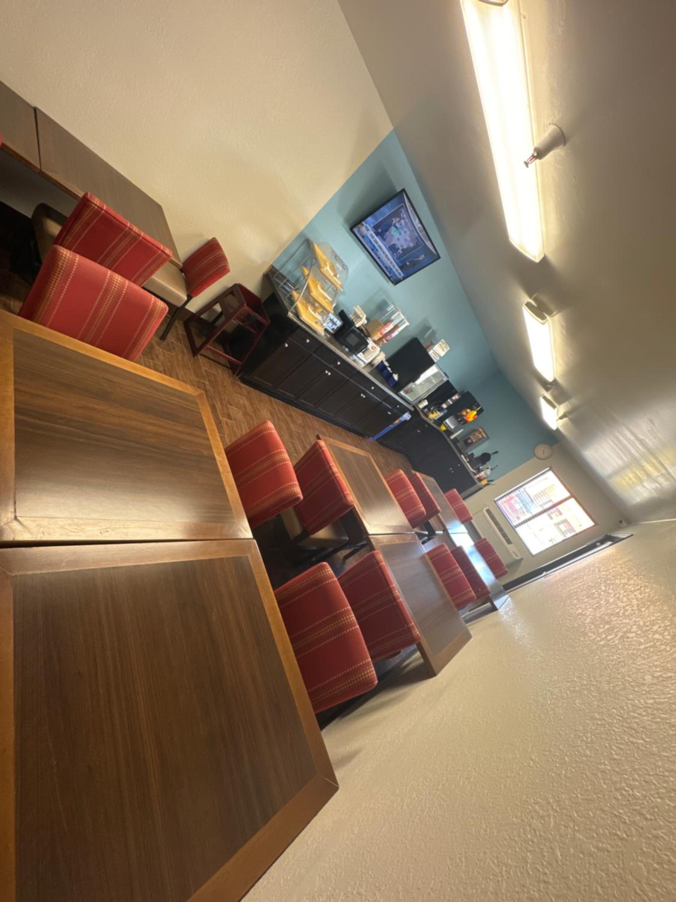 Photo 18