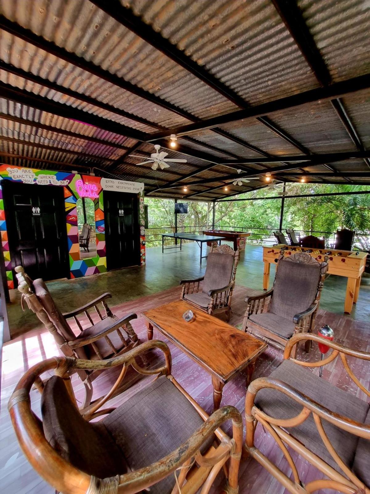 lounge