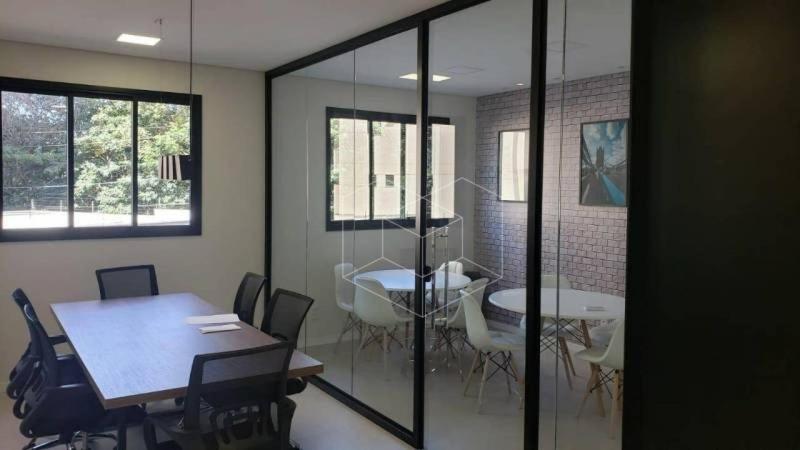 Studio bem localizado