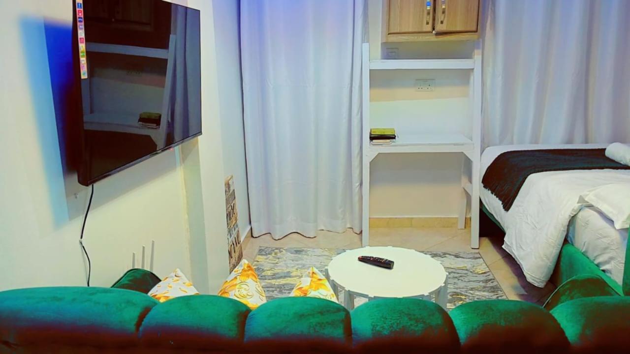 Cozy Cabin Apartment