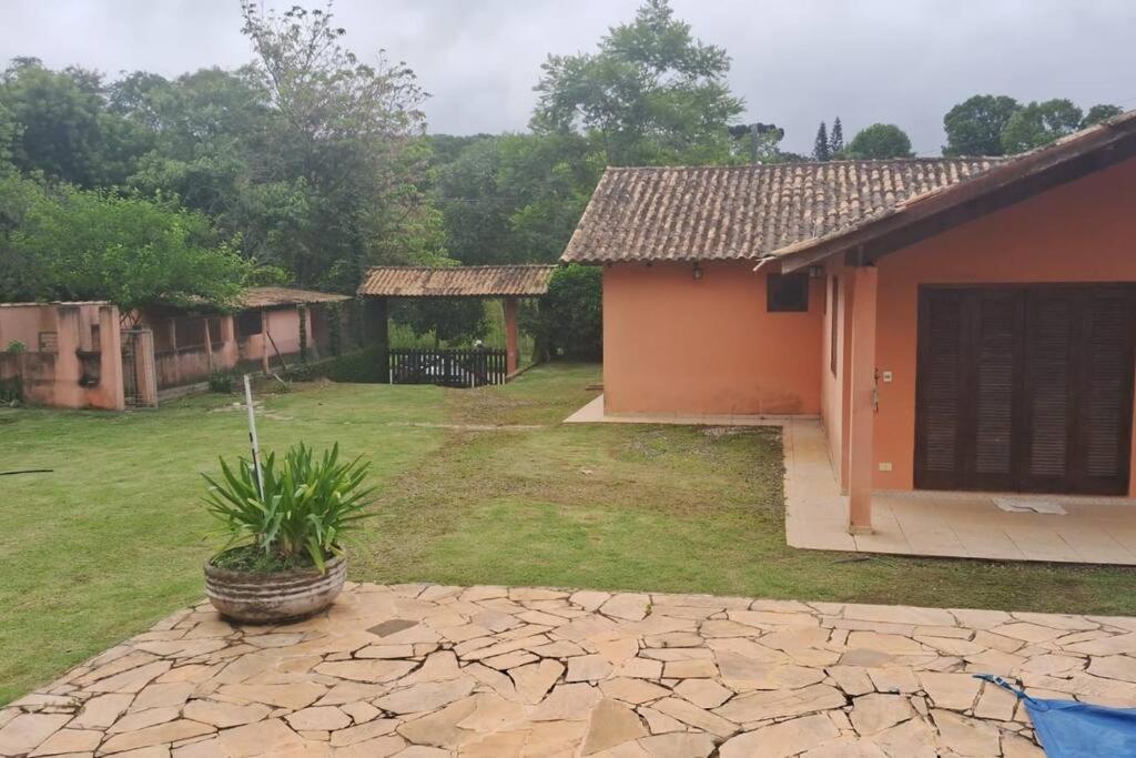Casa condomínio perto Animália