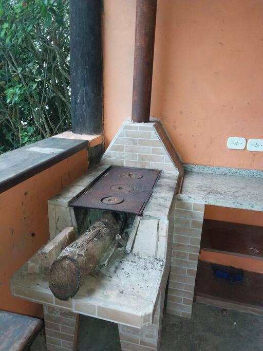 Casa condomínio perto Animália
