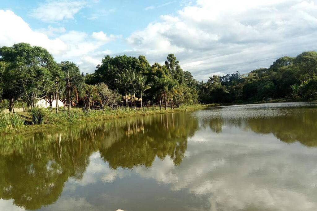Casa condomínio perto Animália