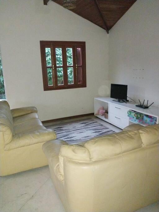 Casa condomínio perto Animália