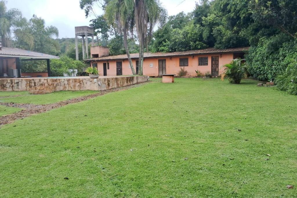 Casa condomínio perto Animália