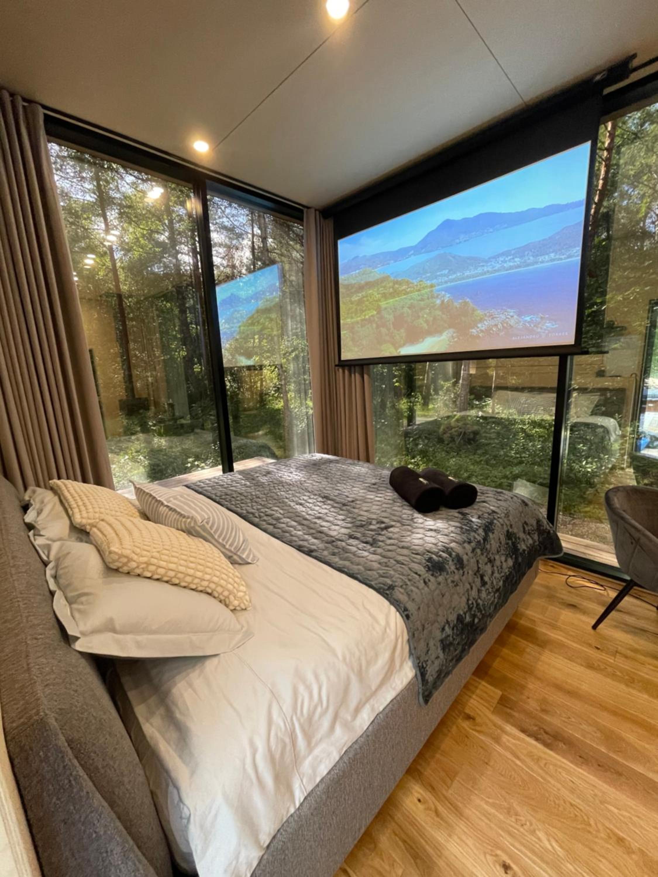 Telise TinyOne - Modern Forest Escape with Private Hot Tub view 3