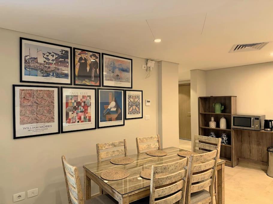 Chic 3BR Ground Free Beach & Pool access at Mangroovy view 2
