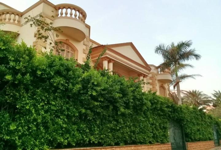Cosy entire home in Shorouk city