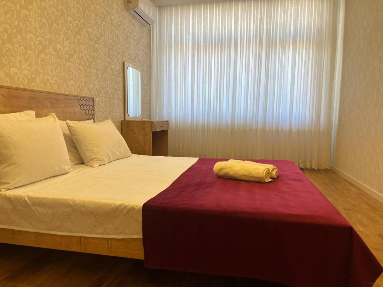 Lux Apartment Shareef Travel
