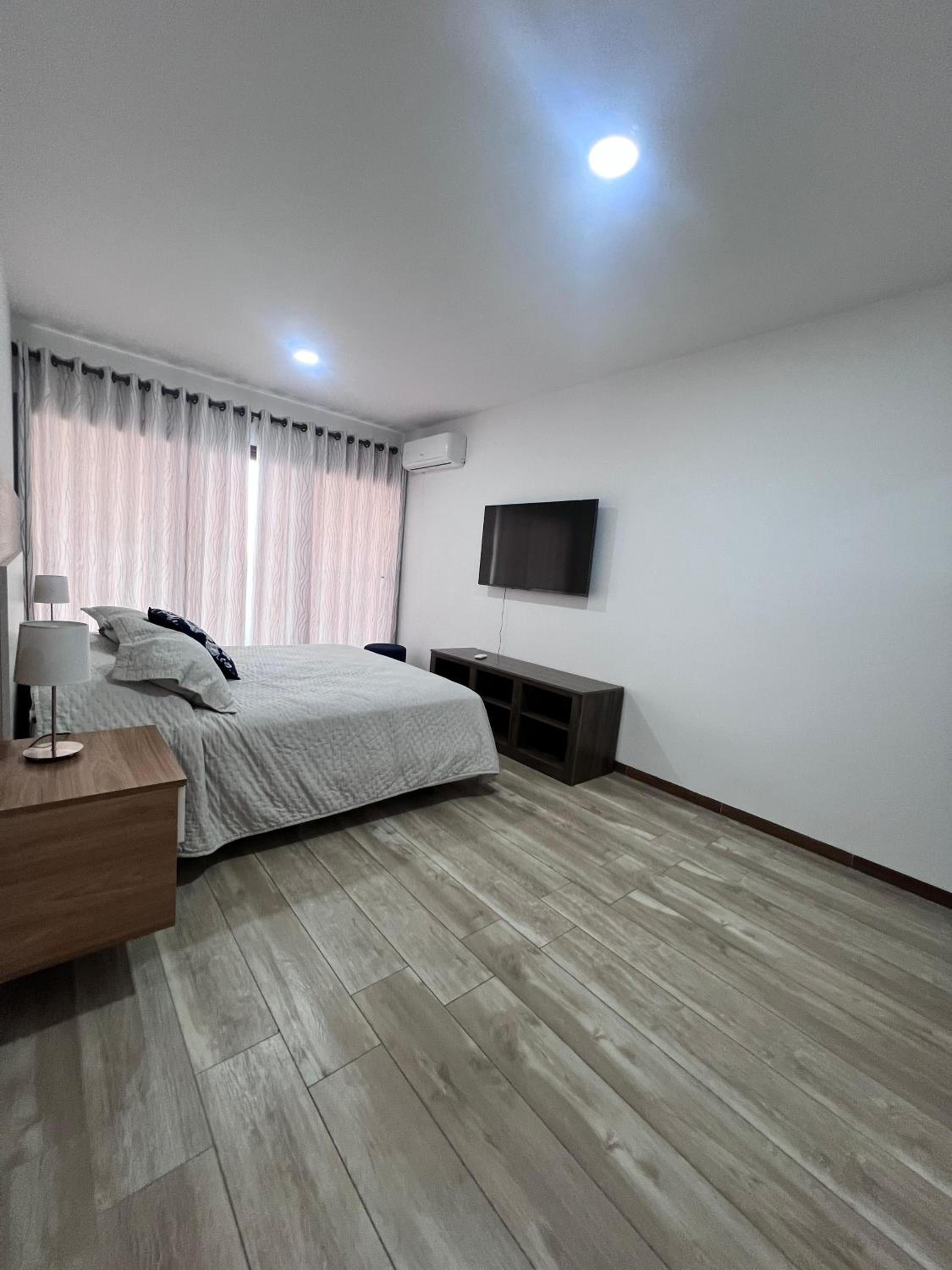 Amplio Apartamento con Gran Terraza