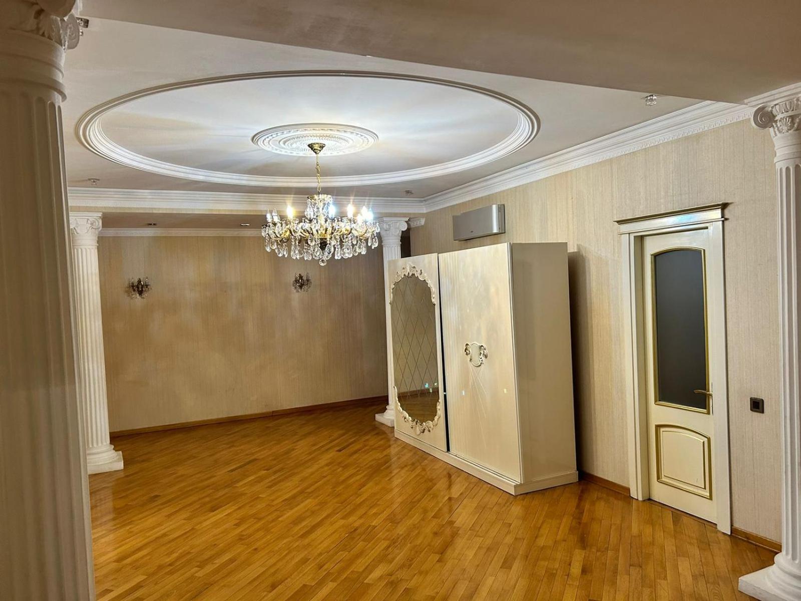 Park Azure 2 bed room by Shareef Apartment