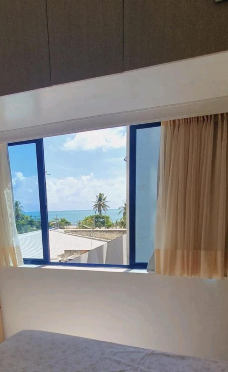 Flat vista mar no melhor trecho do Pina