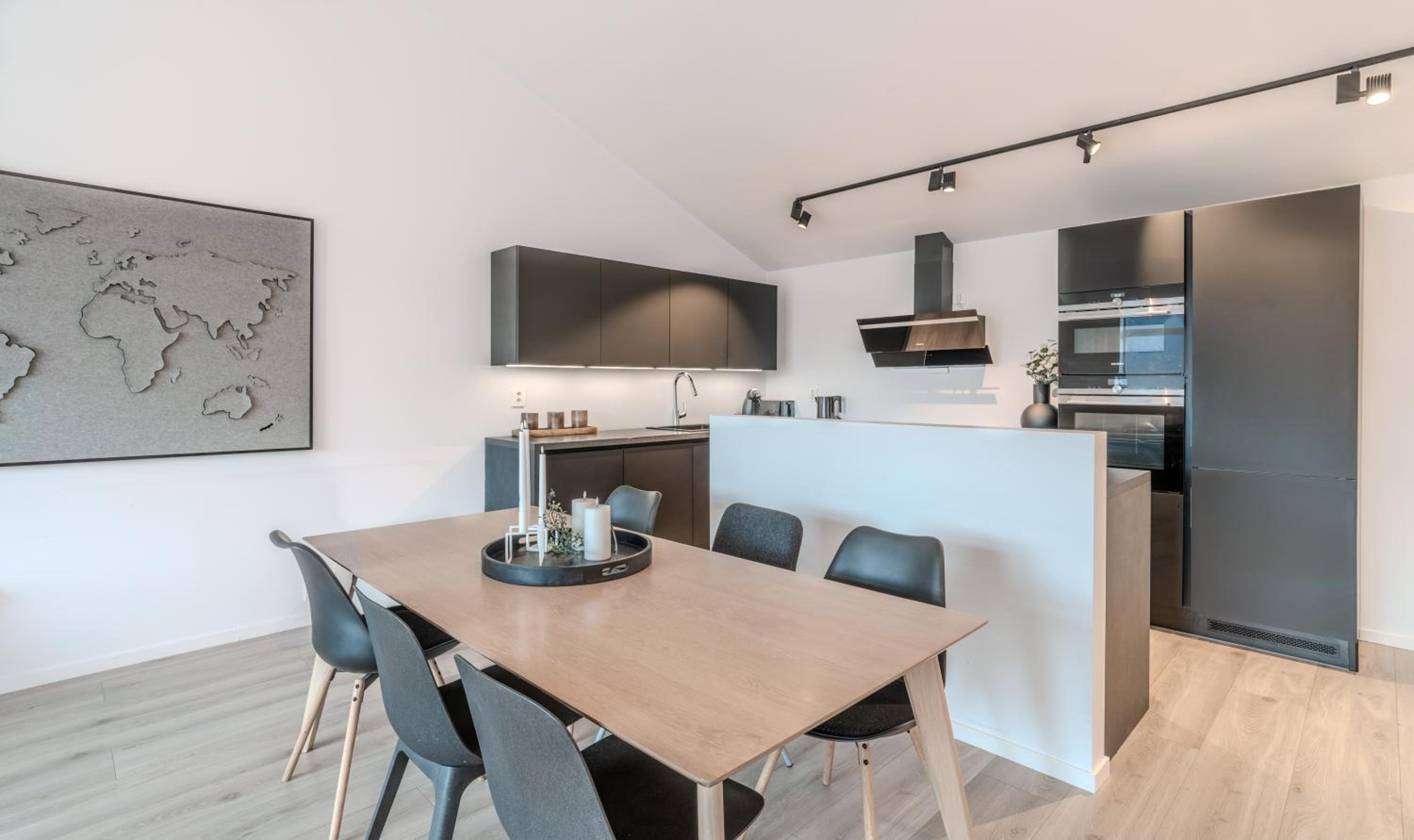 Staying Apt 3 - New and modern