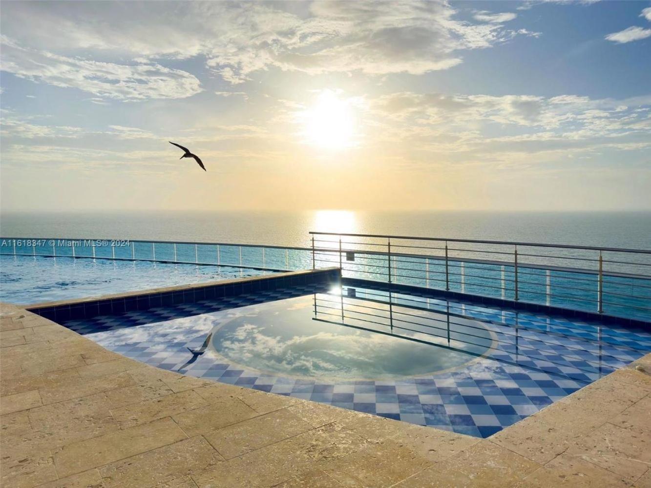 Beachfront Bliss, Your Ocean Escape