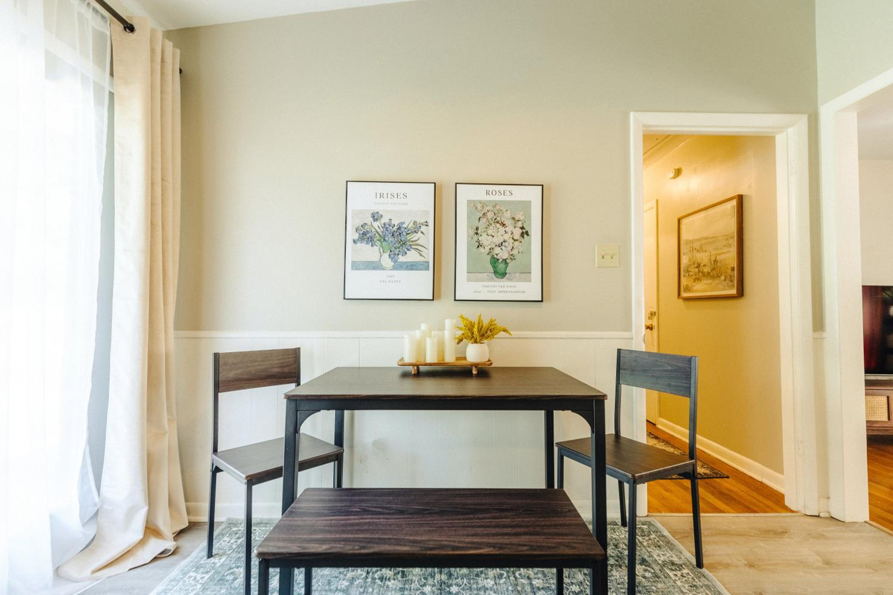 Centrally Located 2 King Bed Midtown Memphis 2362 in Memphis, US