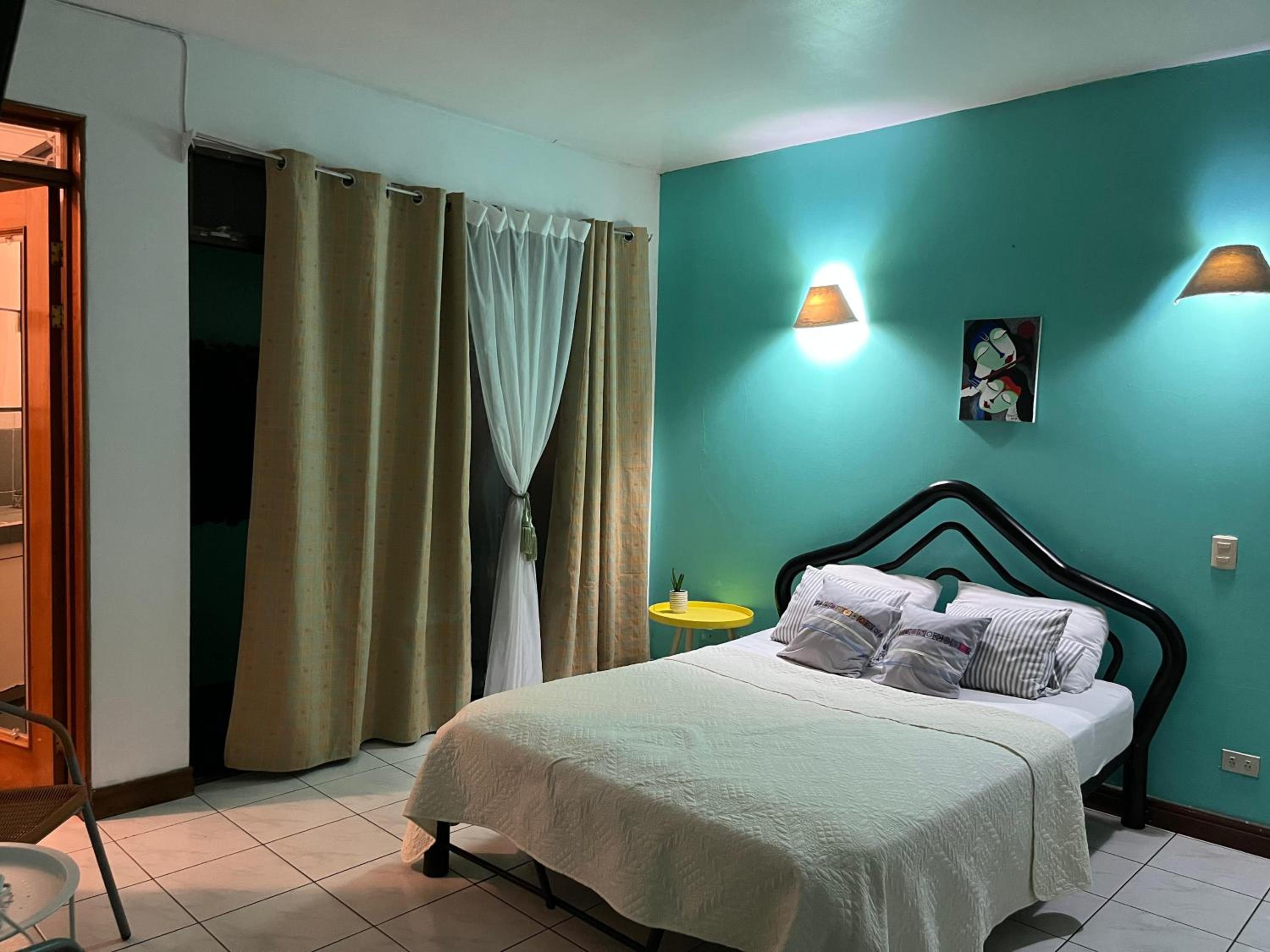 Hostal Casa Azul