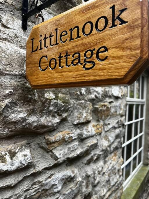 Historic peaceful cottage in town centre! view 2
