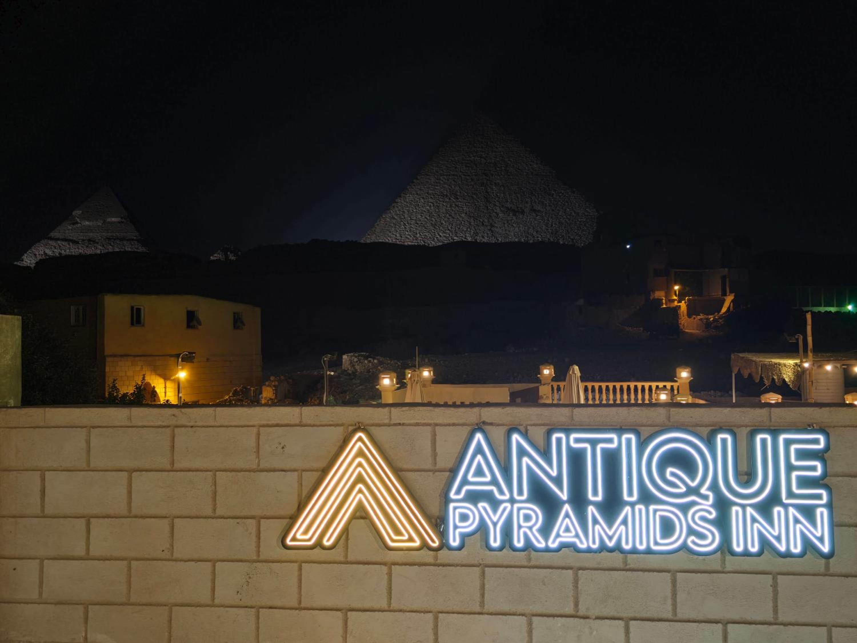 Antique Pyramids Inn