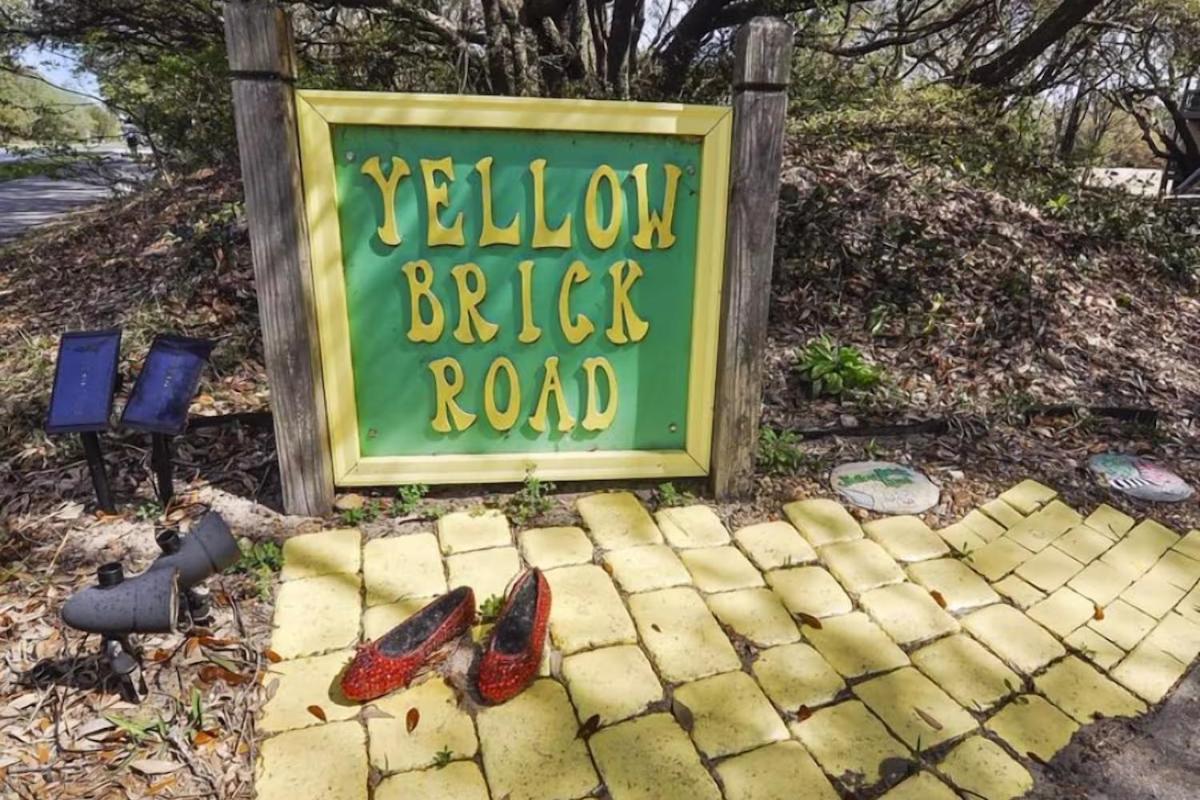4603 - Yellow Brick Road BY Resort Realty view 4