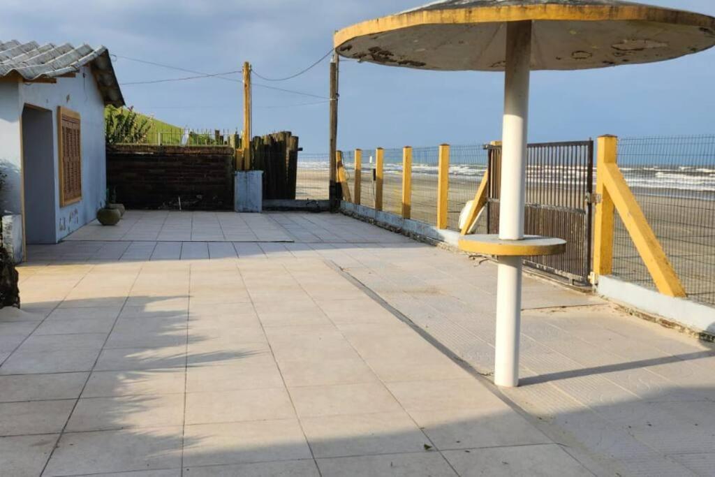 Casa pé na areia