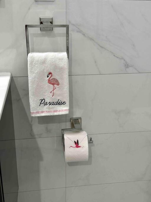 Flamingo Paradise