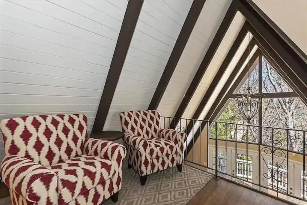 Whispering Pines A-Frame, Pool Table, 2 Patios! view 4