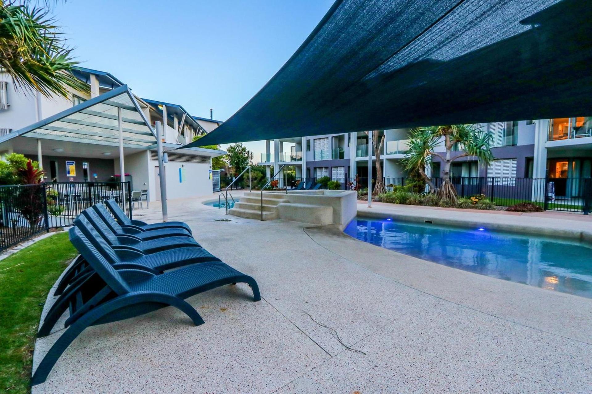 Pavillions resort 409
