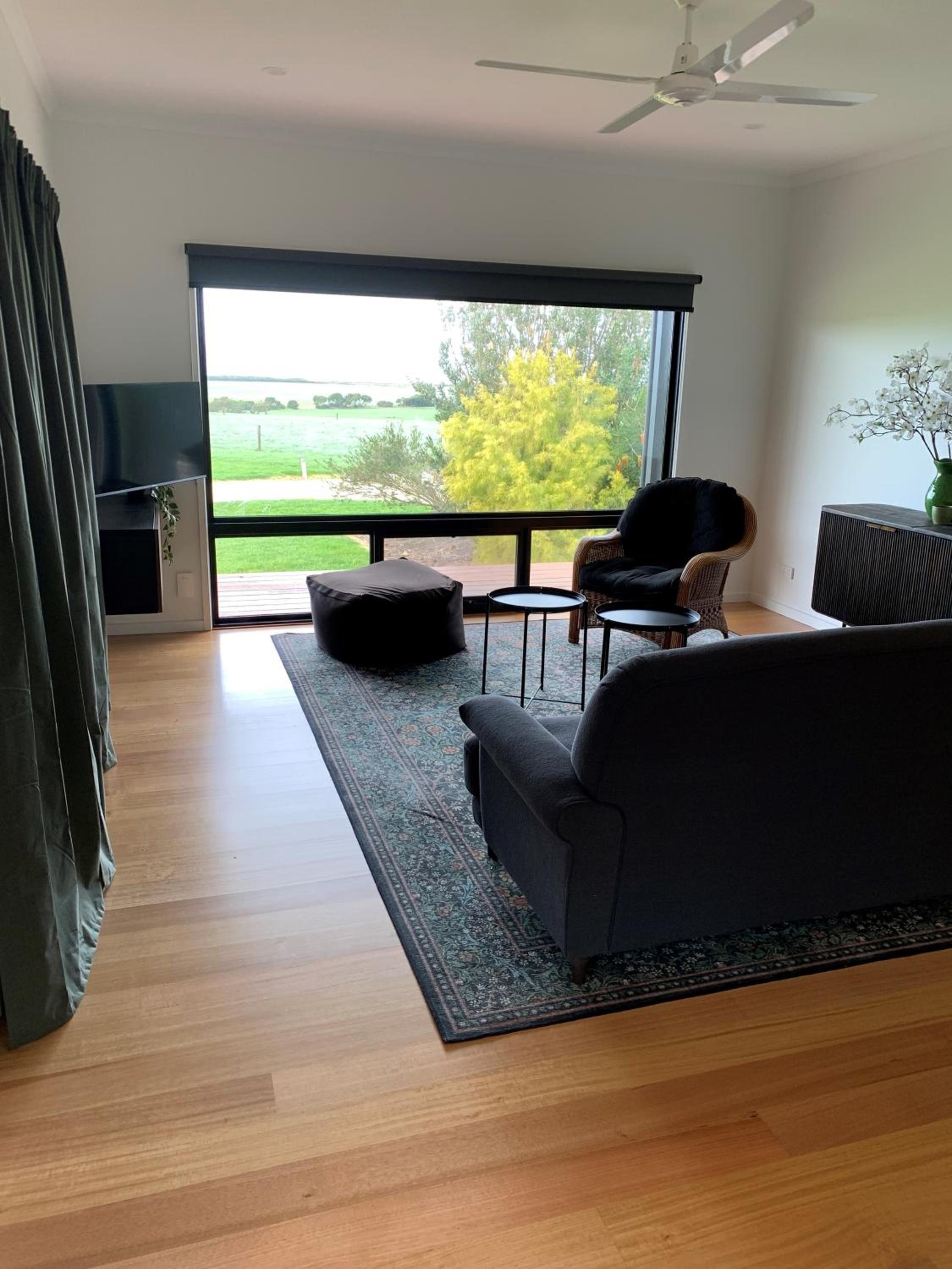 Black Cockatoo Cottages view 3