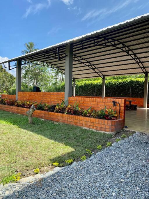 Espectacular Finca Villa Rosa -15 minutos de Tulua