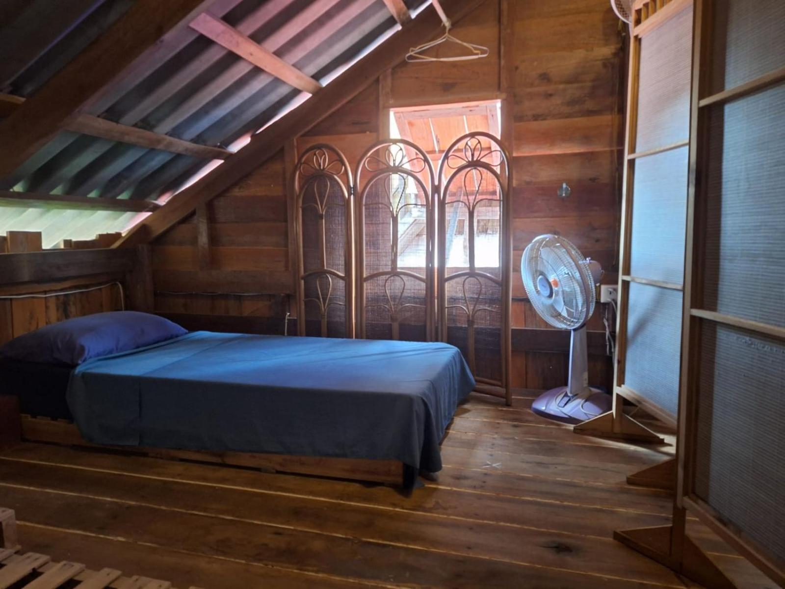 Dragonfly Guesthouse M'Pai Bay