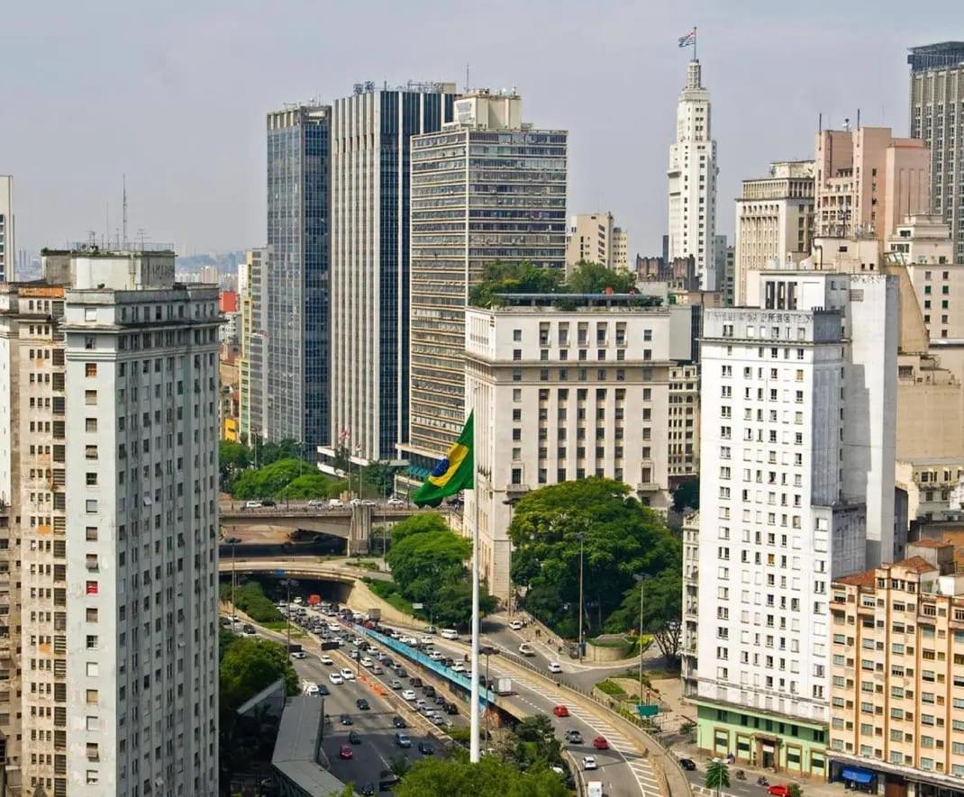 Apartamento com 2 dormitórios no Centro de São Paulo - Acomoda até 6 pessoas