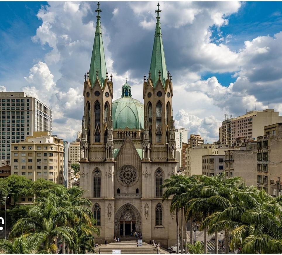 Apartamento com 2 dormitórios no Centro de São Paulo - Acomoda até 6 pessoas