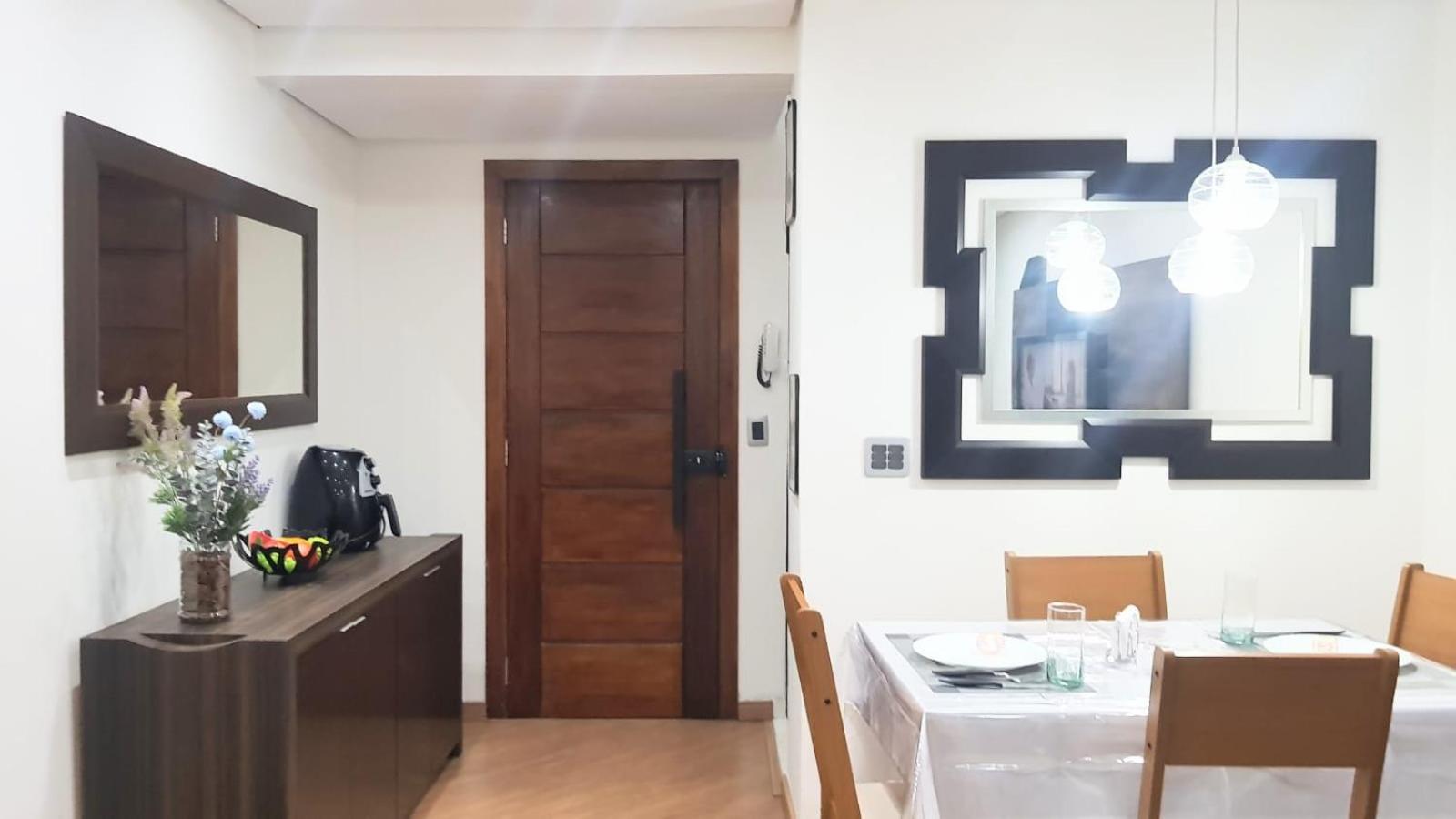 Apartamento com 2 dormitórios no Centro de São Paulo - Acomoda até 6 pessoas
