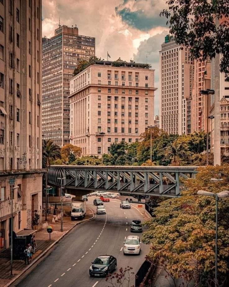 Apartamento com 2 dormitórios no Centro de São Paulo - Acomoda até 6 pessoas